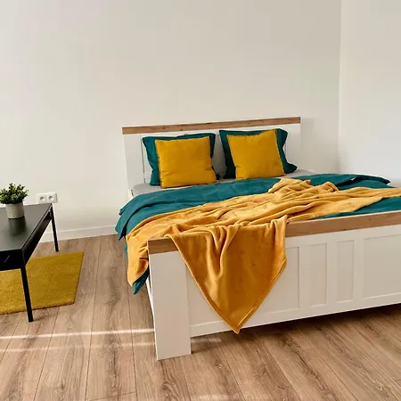 Apartment M.f. *