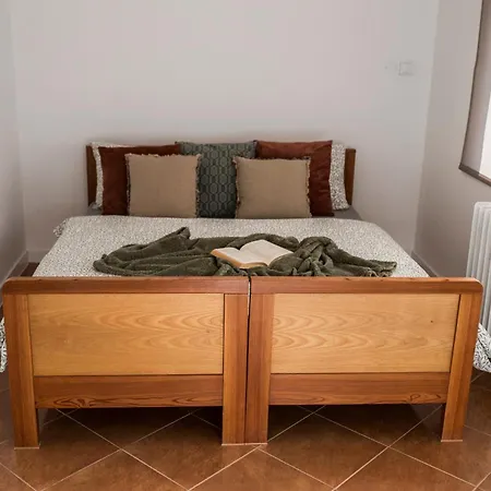 M.f. Apartman